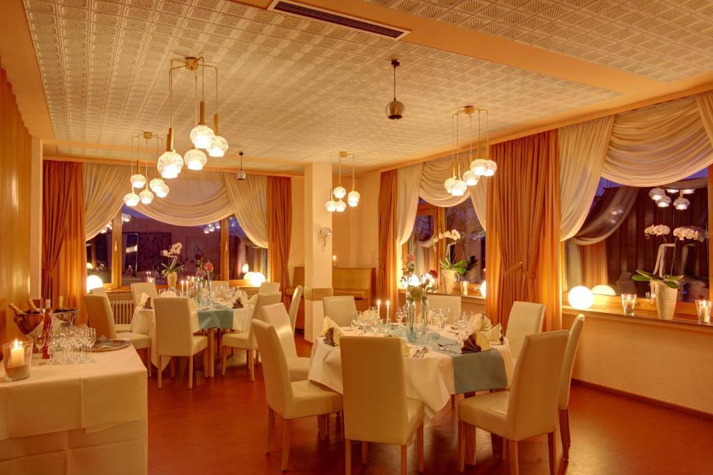 Hotel-Restaurant Sonnenhof Veitsrodt Buitenkant foto