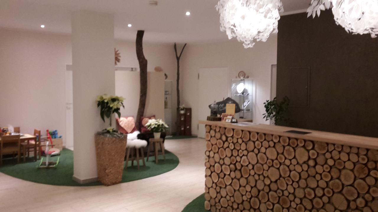 Hotel-Restaurant Sonnenhof Veitsrodt Buitenkant foto