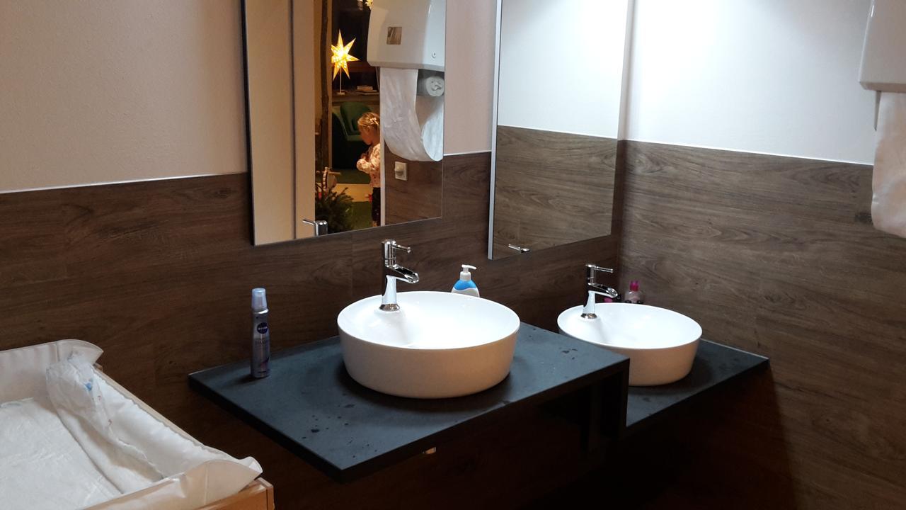 Hotel-Restaurant Sonnenhof Veitsrodt Buitenkant foto